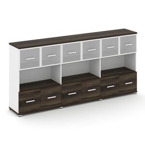 Шкаф три широкие секции, 3 ниши