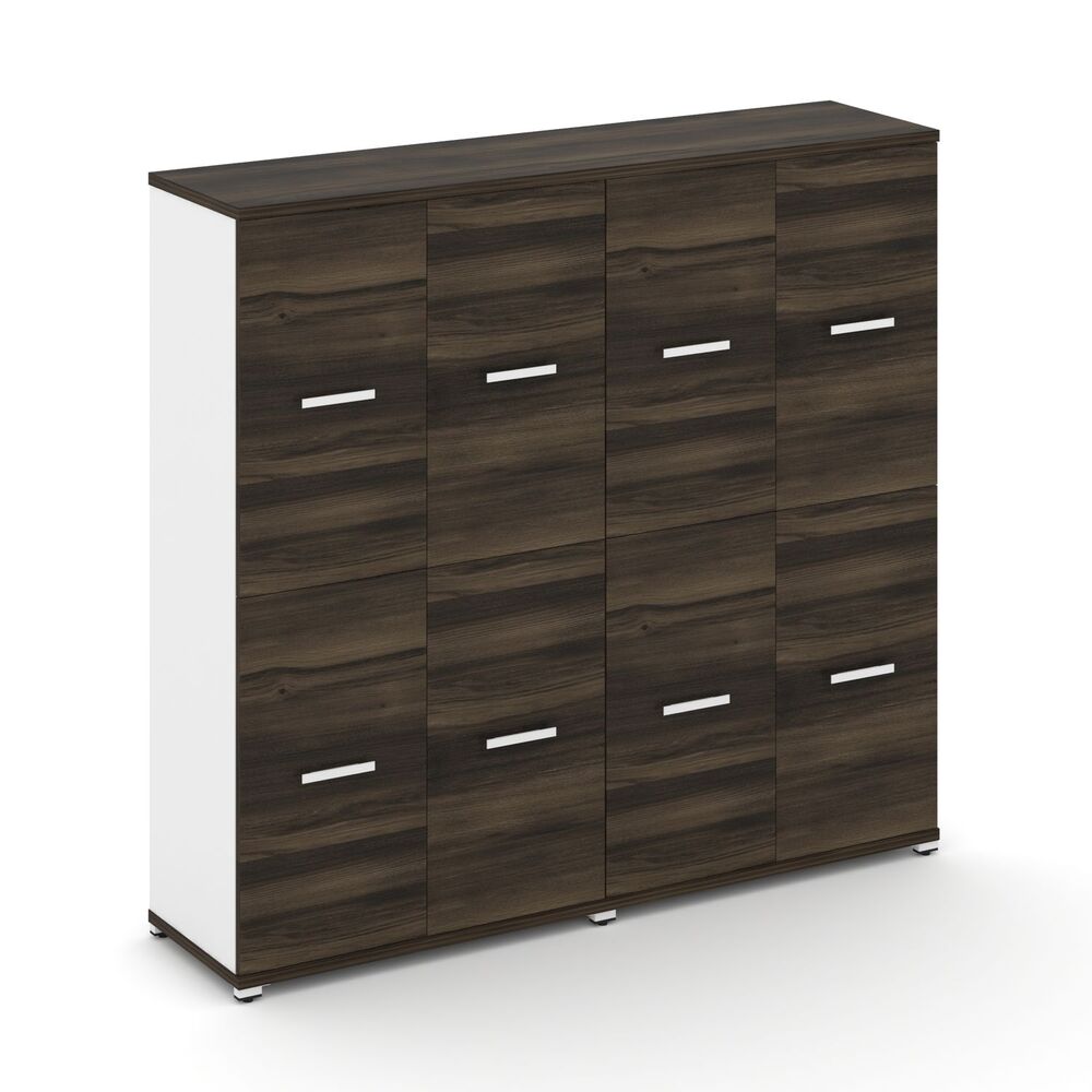 Шкаф две широкие секции, 4 ниши