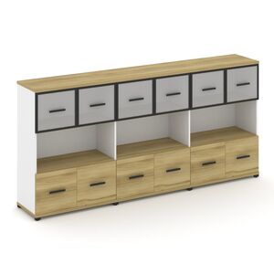 Шкаф три широкие секции, 3 ниши