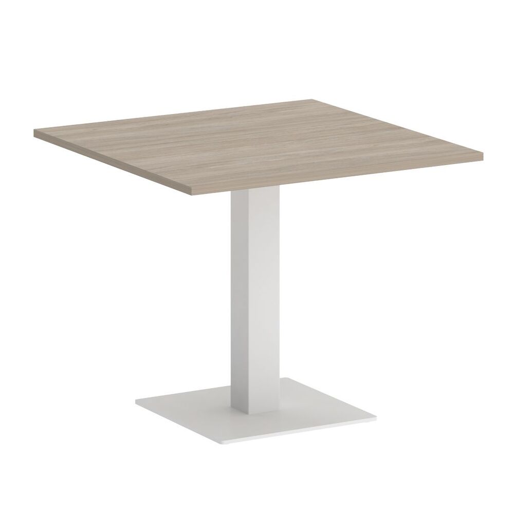 Стол квадратный