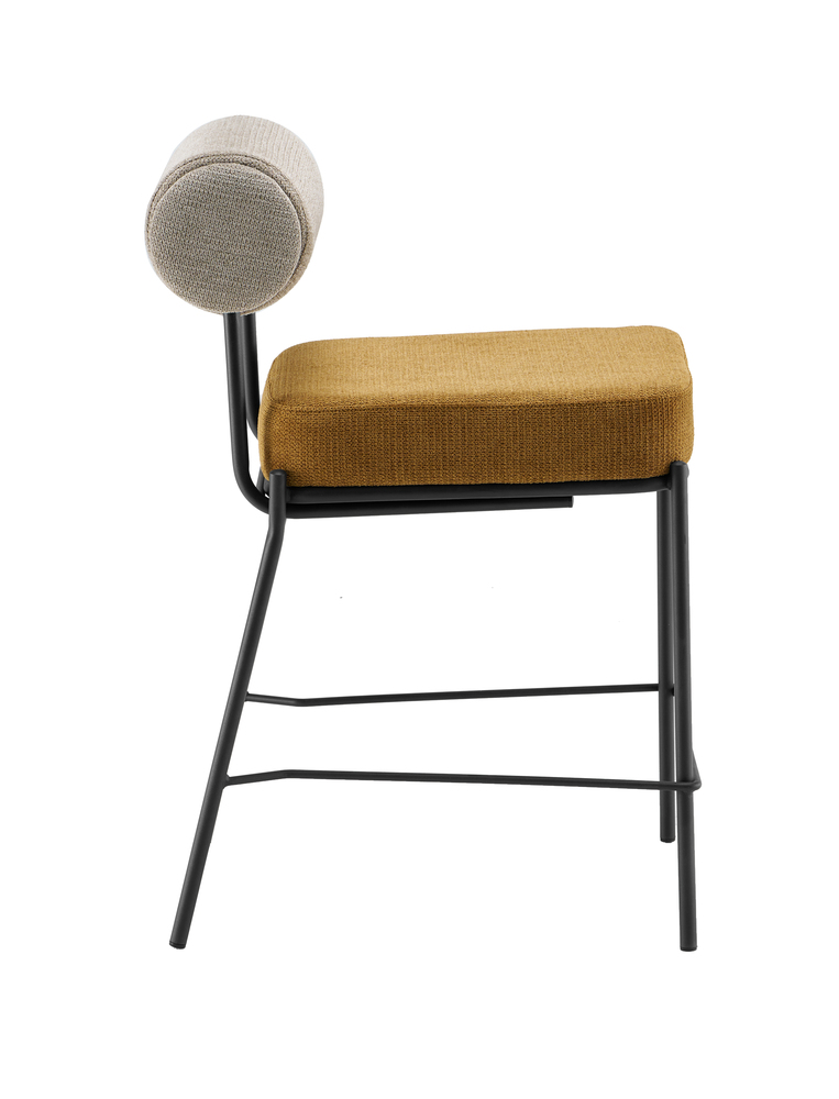 Стул полубарный