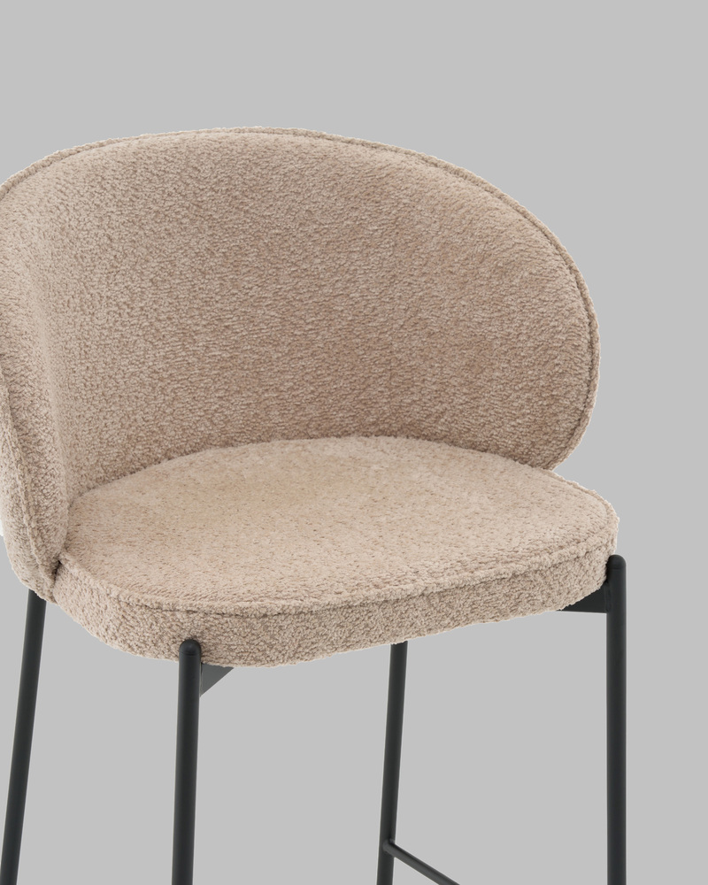 Стул полубарный