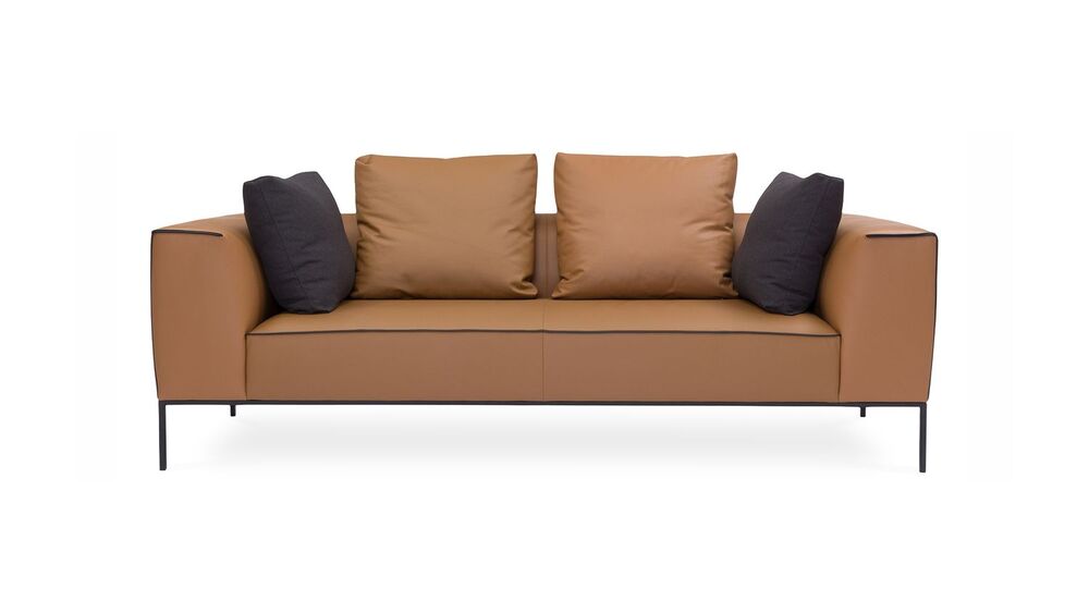 Диван двухместный