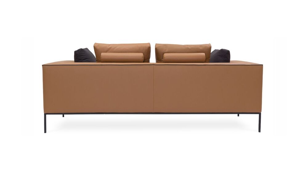 Диван двухместный