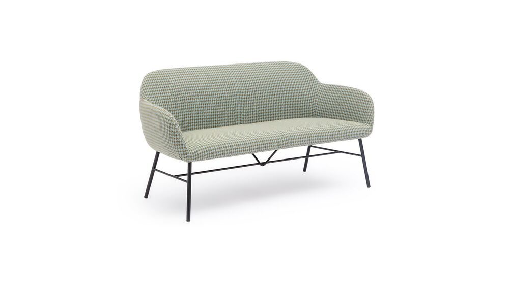 Диван двухместный