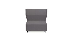 Кресло с высокой спинкой